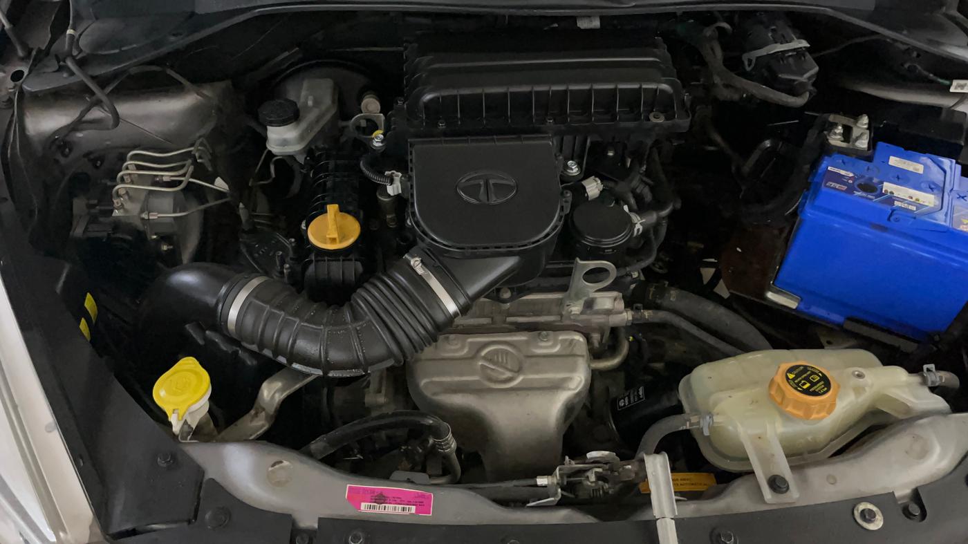 2019 Tata Tiago XT PETROL, Petrol, Manual, 85,935 km, Engine View - Right
