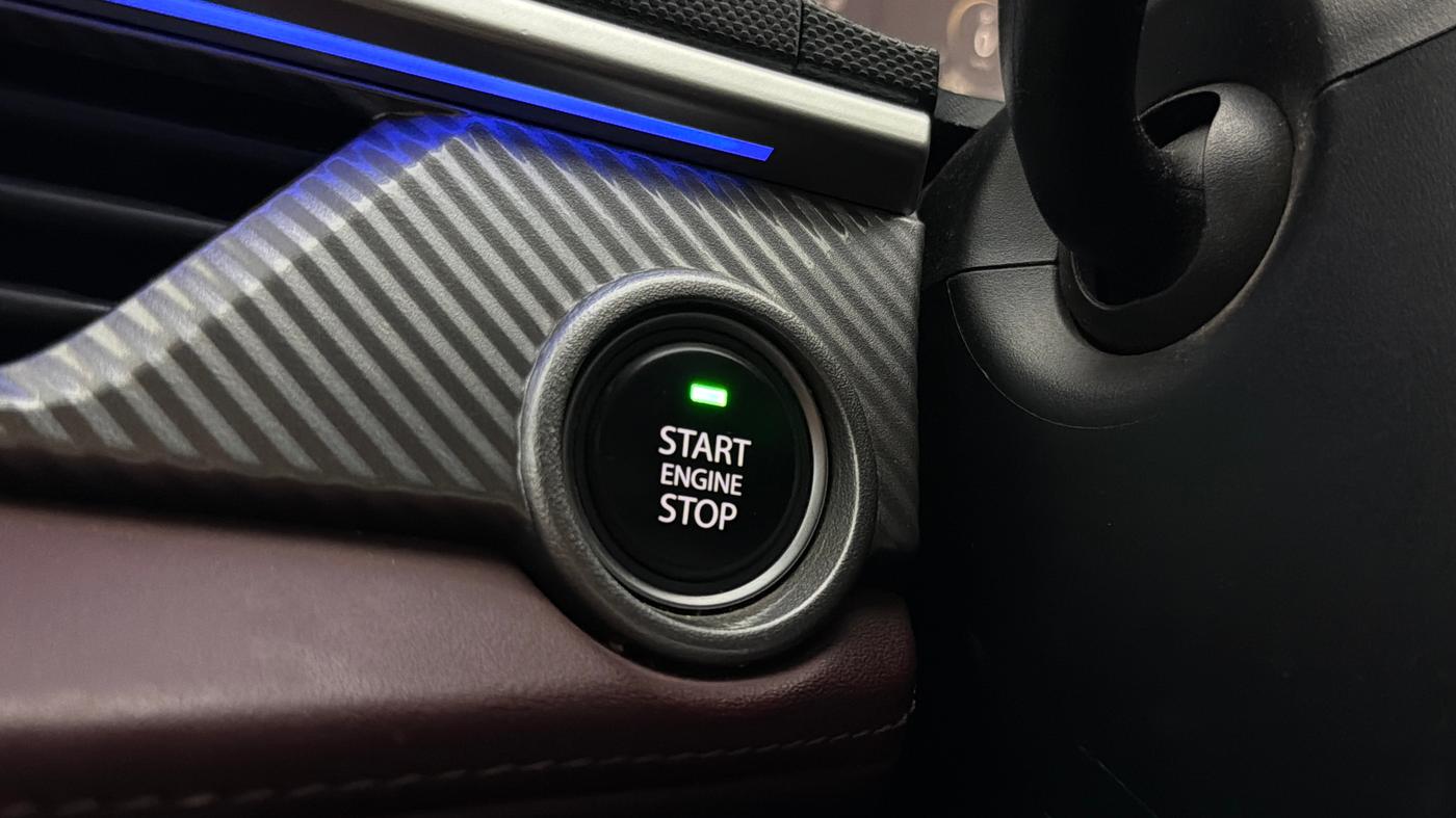 2025 Tata Curvv Accomplished S 1.2 Petrol 7DCA, Petrol, Automatic, 27,791 km, Keyless Start/ Stop Button