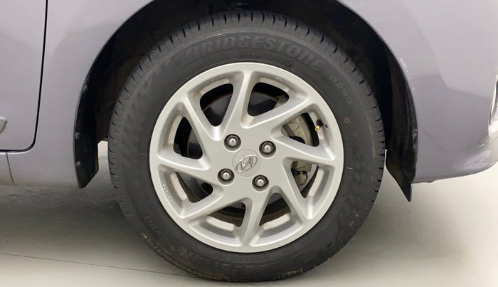 2018 Hyundai Grand i10 SPORTZ (O) 1.2 KAPPA VTVT, Petrol, Manual, 28,031 km, Right Front Wheel