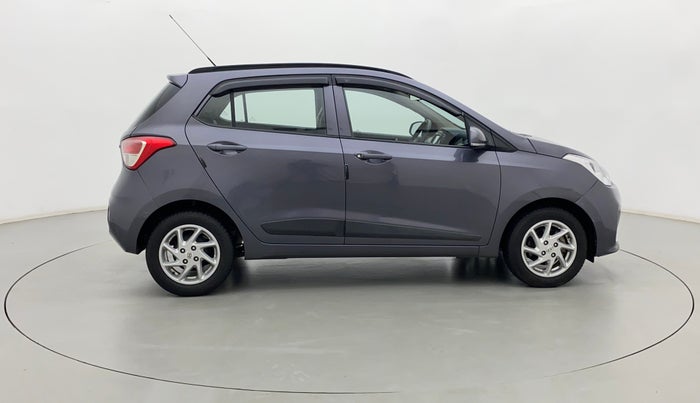 2018 Hyundai Grand i10 SPORTZ (O) 1.2 KAPPA VTVT, Petrol, Manual, 28,031 km, Right Side View