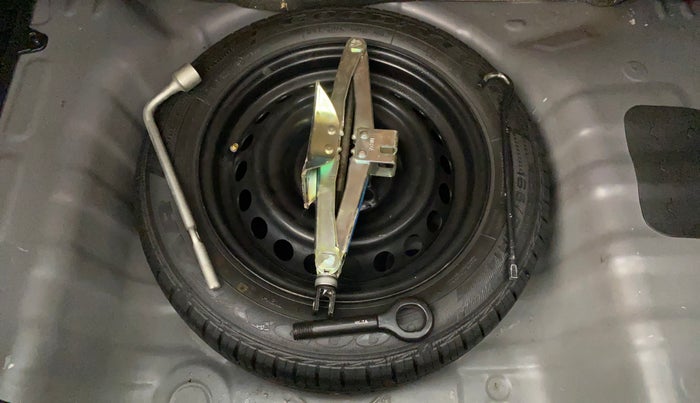 2018 Hyundai Grand i10 SPORTZ (O) 1.2 KAPPA VTVT, Petrol, Manual, 28,031 km, Spare Tyre