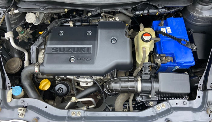 2013 Maruti Swift VDI, Diesel, Manual, 30,407 km, Open Bonet