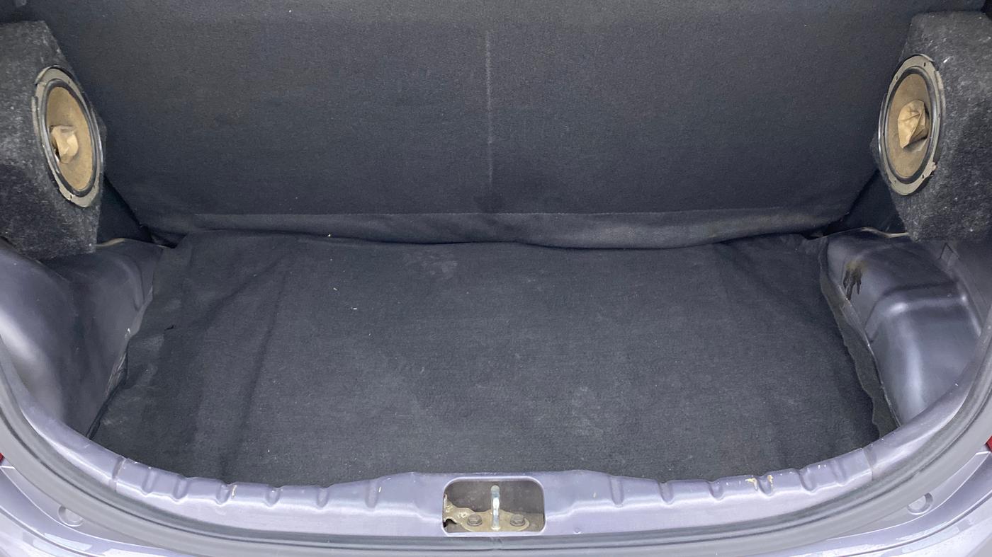 2015 Hyundai Eon ERA PLUS, Petrol, Manual, 26,895 km, Boot Inside