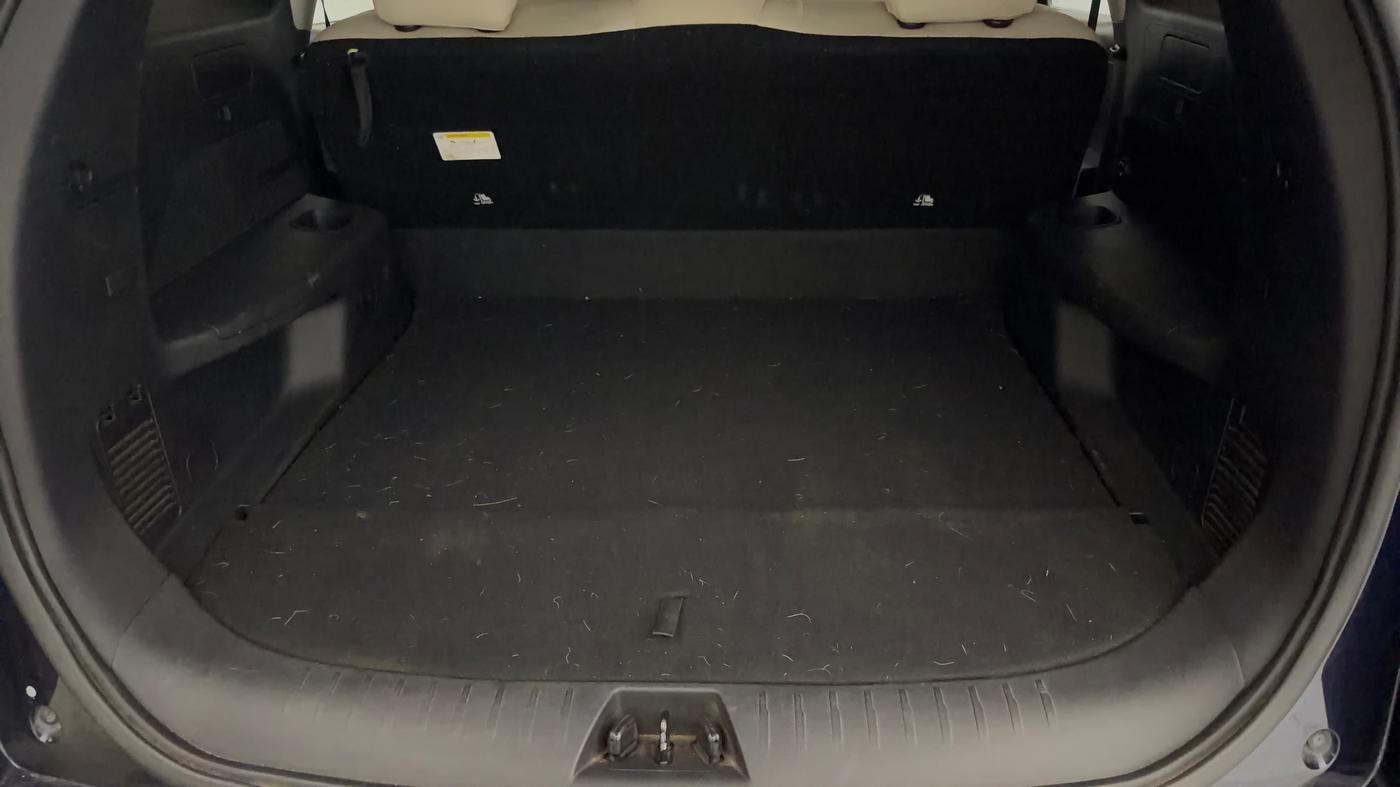 2022 Mahindra XUV700 AX 5 D AT 5 STR, Diesel, Automatic, 50,005 km, Boot Inside