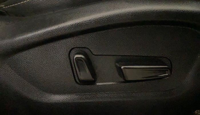 2019 Hyundai Creta SX (O) EXECUTIVE 1.6 PETROL, Petrol, Manual, 82,325 km, Driver Side Adjustment Panel