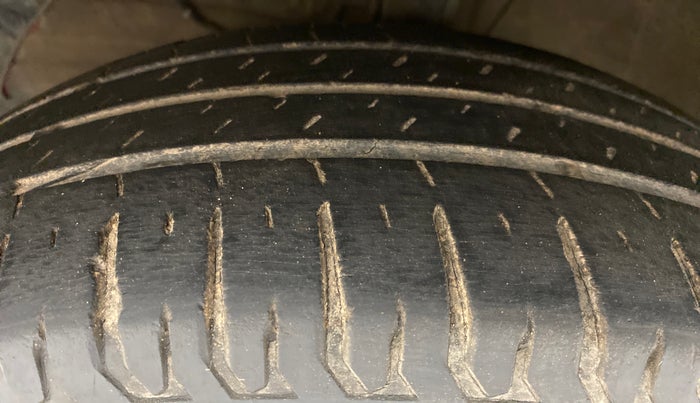 2017 Maruti Dzire ZXI Plus AMT, Petrol, Automatic, 41,489 km, Left Front Tyre Tread