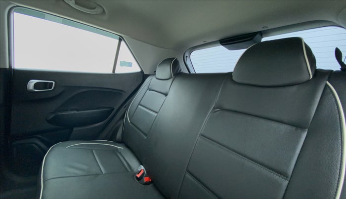 2021 Hyundai VENUE S MT 1.2 KAPPA, Petrol, Manual, 5,815 km, Right Side Door Cabin View