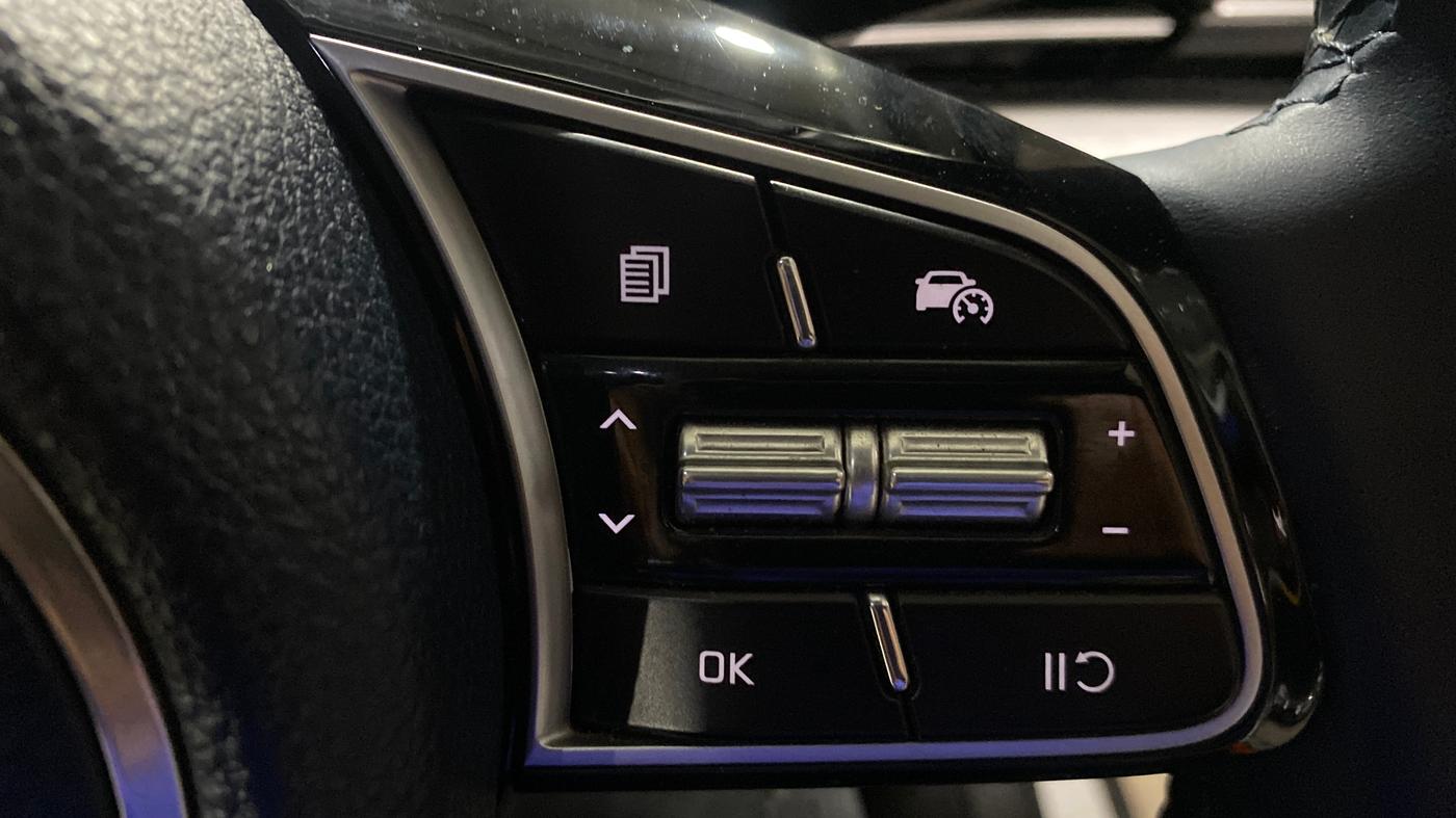 2023 KIA CARENS  LUXURY (O)1.5 TURBO DCT 7 STR, Petrol, Automatic, 6,043 km, Adaptive Cruise Control