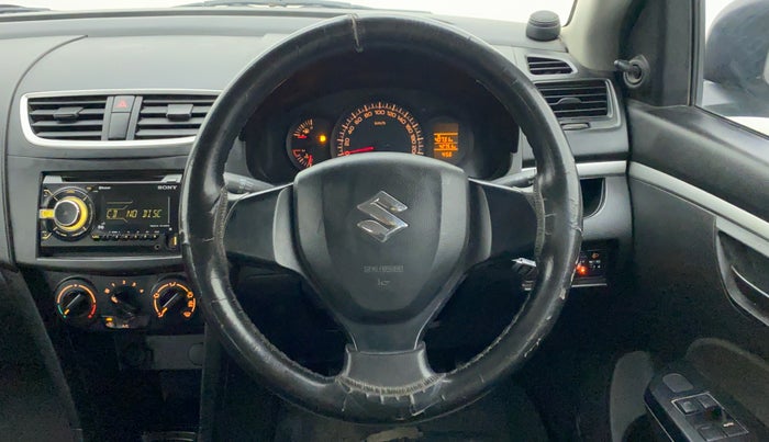 2017 Maruti Swift LXI (O), CNG, Manual, 42,741 km, Steering Wheel Close Up