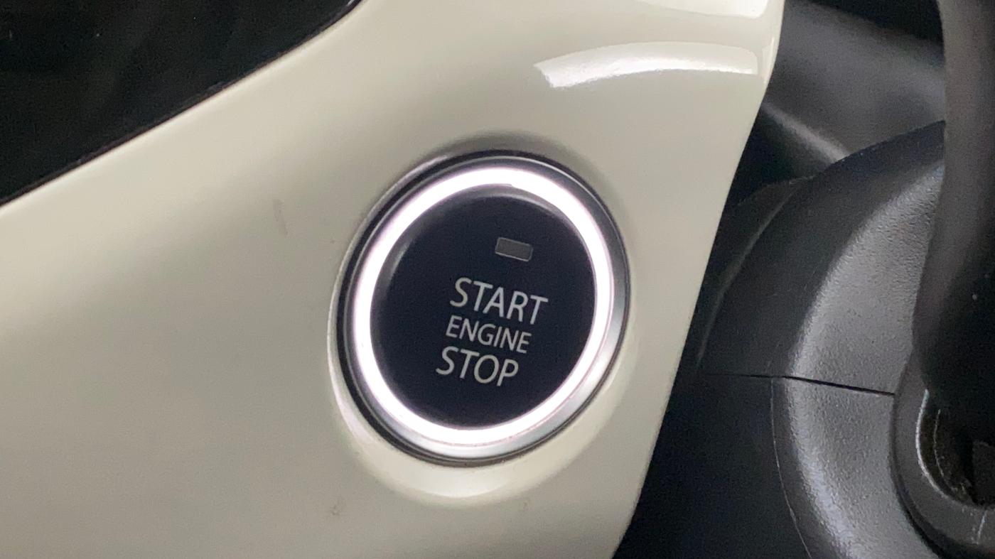 2022 Tata NEXON XZA PLUS (O) PETROL, Petrol, Automatic, 96,886 km, Keyless Start/ Stop Button