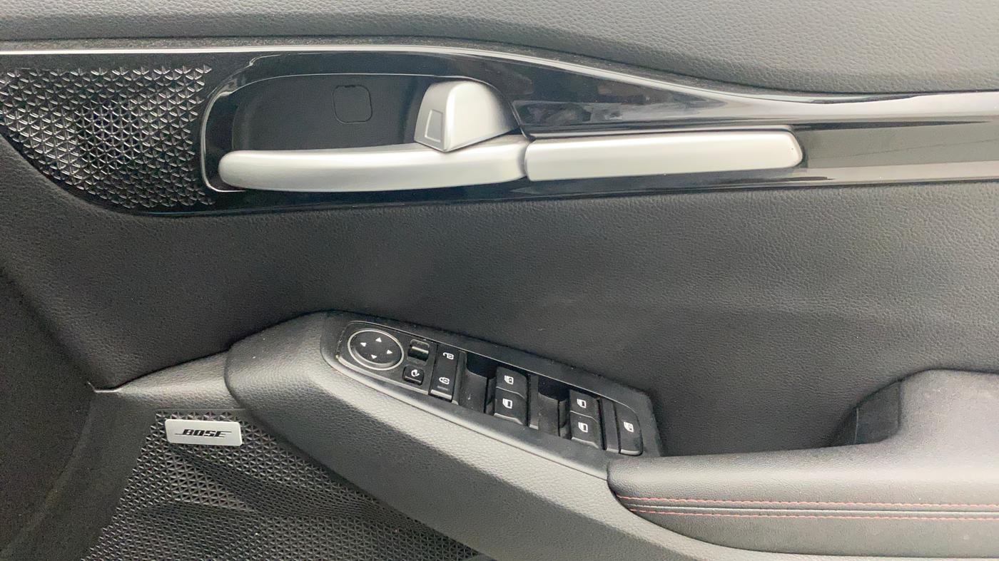 2022 KIA SELTOS GTX PLUS 1.5 DIESEL AT, CNG, Automatic, 21,050 km, Driver Side Door Panels Control