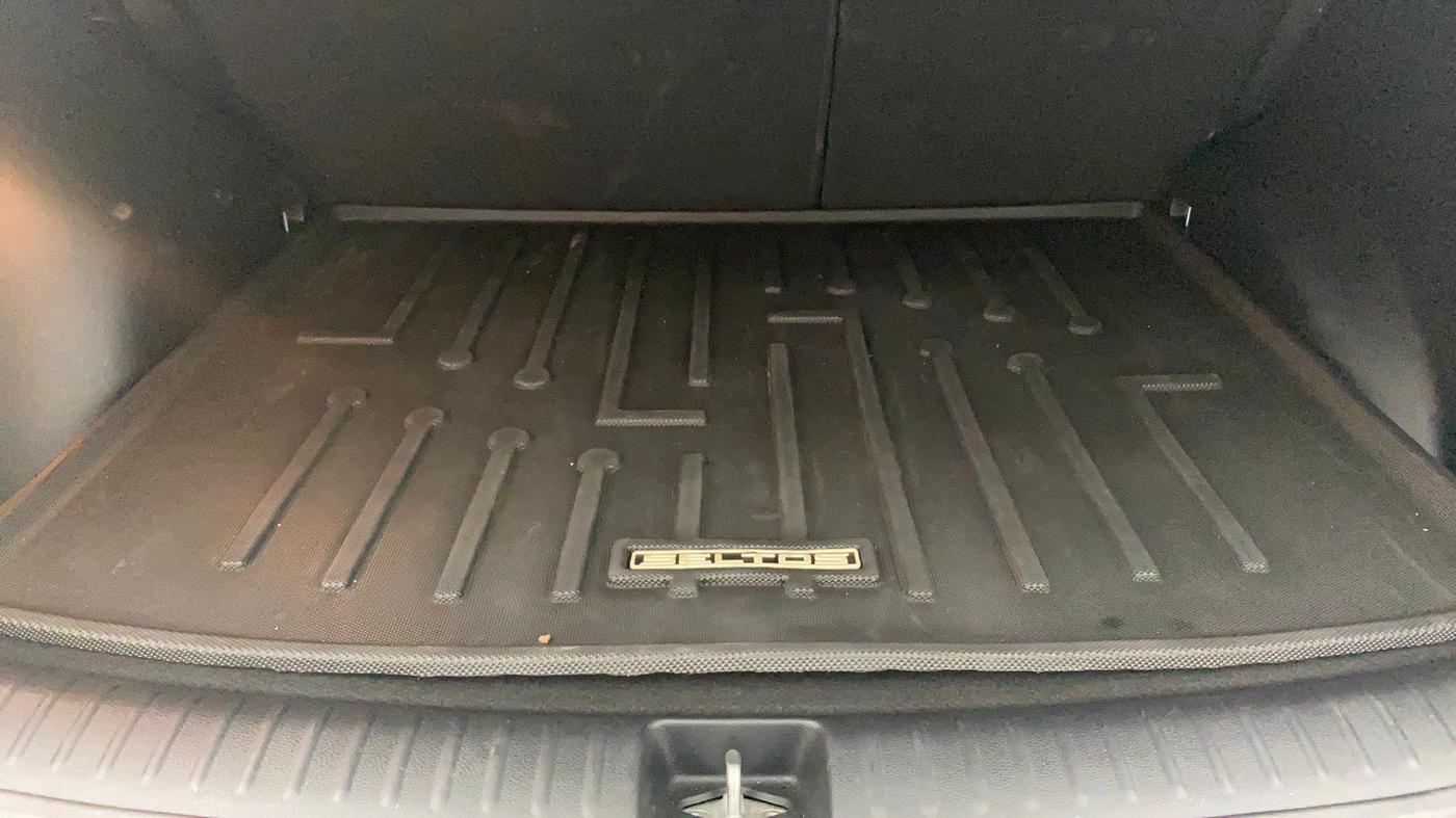 2022 KIA SELTOS GTX PLUS 1.5 DIESEL AT, CNG, Automatic, 21,050 km, Boot Inside