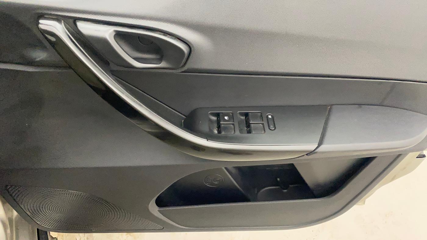 2019 Tata TIAGO NRG PETROL, Petrol, Manual, 74,452 km, Driver Side Door Panels Control
