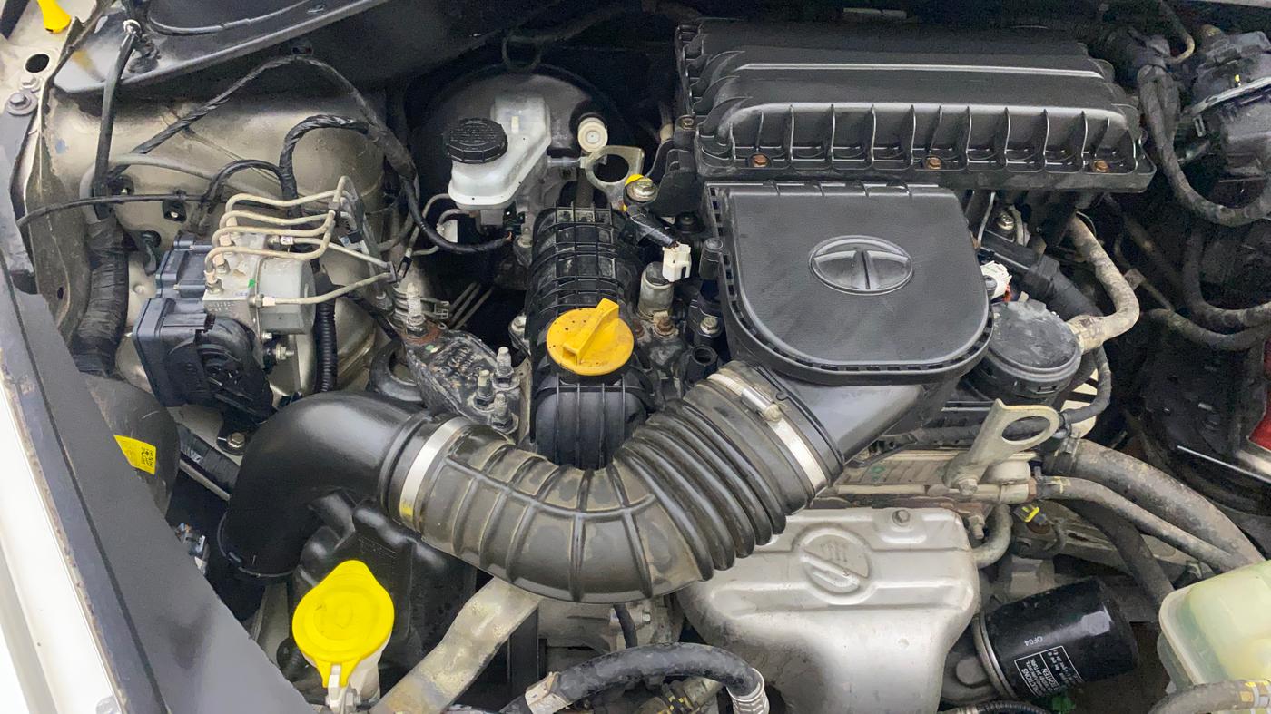 2019 Tata TIAGO NRG PETROL, Petrol, Manual, 74,452 km, Engine View - Right