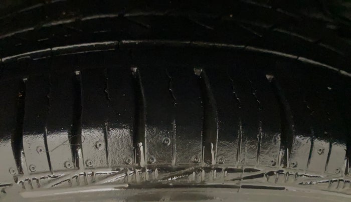 2019 Tata TIAGO NRG PETROL, Petrol, Manual, 74,452 km, Right Rear Tyre Tread