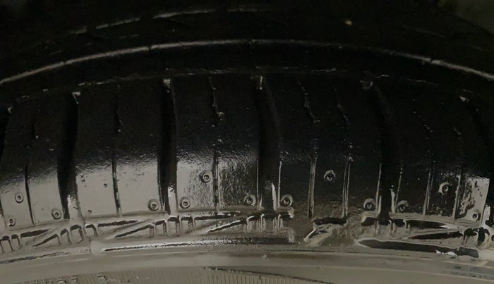 2019 Tata TIAGO NRG PETROL, Petrol, Manual, 74,452 km, Right Front Tyre Tread