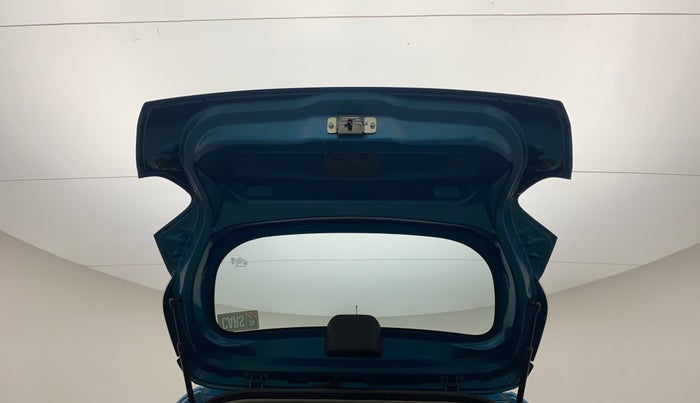 2021 Renault Kwid RXT 1.0 AMT (O), Petrol, Automatic, 31,053 km, Boot Door Open
