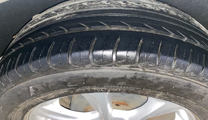 2017 Ford Ecosport TITANIUM 1.5L PETROL, Petrol, Manual, 33,794 km, Right Rear Tyre Tread