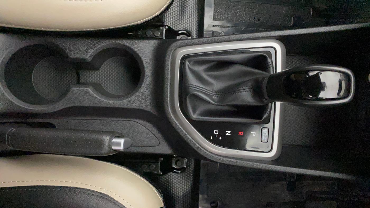2017 Hyundai Creta SX PLUS AT 1.6 PETROL, Petrol, Automatic, 14,634 km, Gear Lever