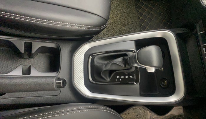 2020 KIA SONET HTK PLUS 1.0 DCT, Petrol, Automatic, 38,074 km, Gear Lever