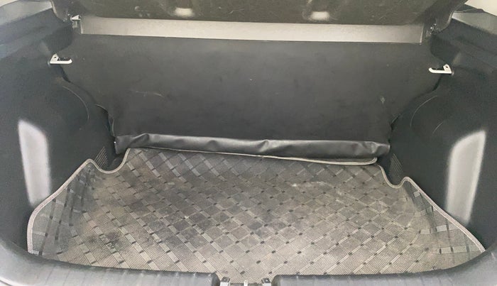 2020 KIA SONET HTK PLUS 1.0 DCT, Petrol, Automatic, 38,074 km, Boot Inside