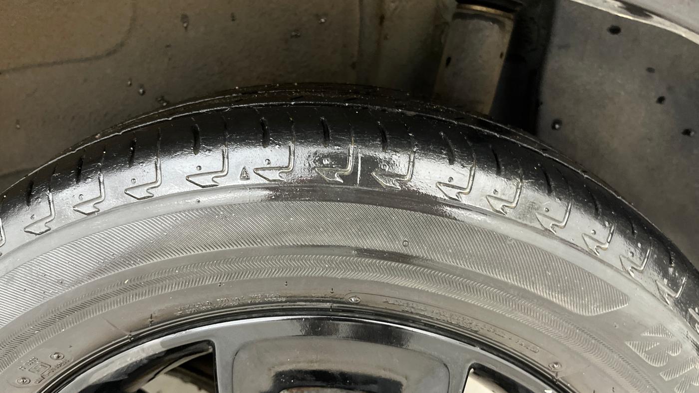 2023 Maruti IGNIS ALPHA 1.2 AMT, Petrol, Automatic, 36,133 km, Left Rear Tyre Tread