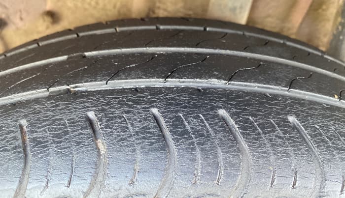 2018 Tata TIGOR XZ PETROL, CNG, Manual, 94,695 km, Left Rear Tyre Tread