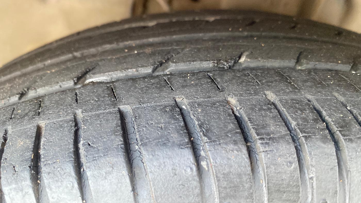 2018 Tata TIGOR XZ PETROL, CNG, Manual, 94,695 km, Left Front Tyre Tread