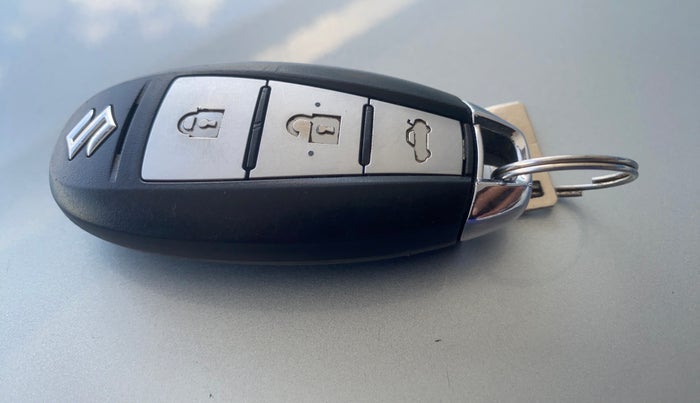2022 Maruti Ciaz ZETA 1.5 SHVS MT PETROL, Petrol, Manual, 24,037 km, Key Close Up
