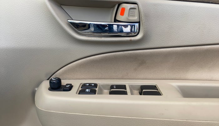 2022 Maruti Ciaz ZETA 1.5 SHVS MT PETROL, Petrol, Manual, 24,037 km, Driver Side Door Panels Control