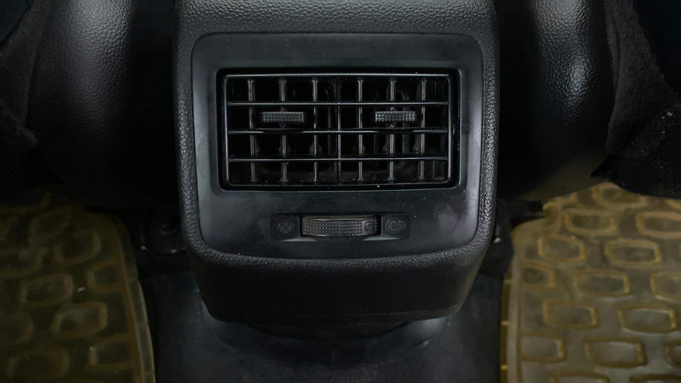 2015 Hyundai Grand i10 MAGNA 1.2 KAPPA VTVT, Petrol, Manual, 27,426 km, Rear AC Vents