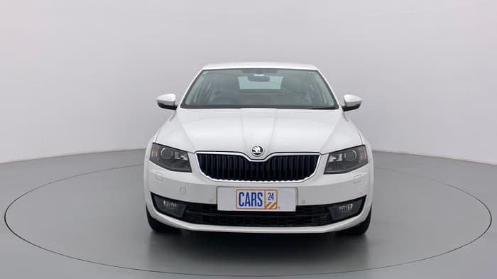 2016 Skoda Octavia AMBITION PLUS 1.8 TSI AT, Petrol, Automatic, 38,959 km, Front