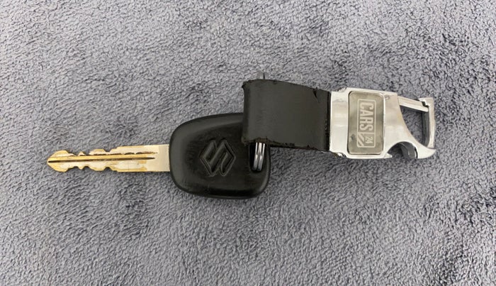 2018 Maruti Celerio VXI CNG, CNG, Manual, 1,06,848 km, Key Close Up