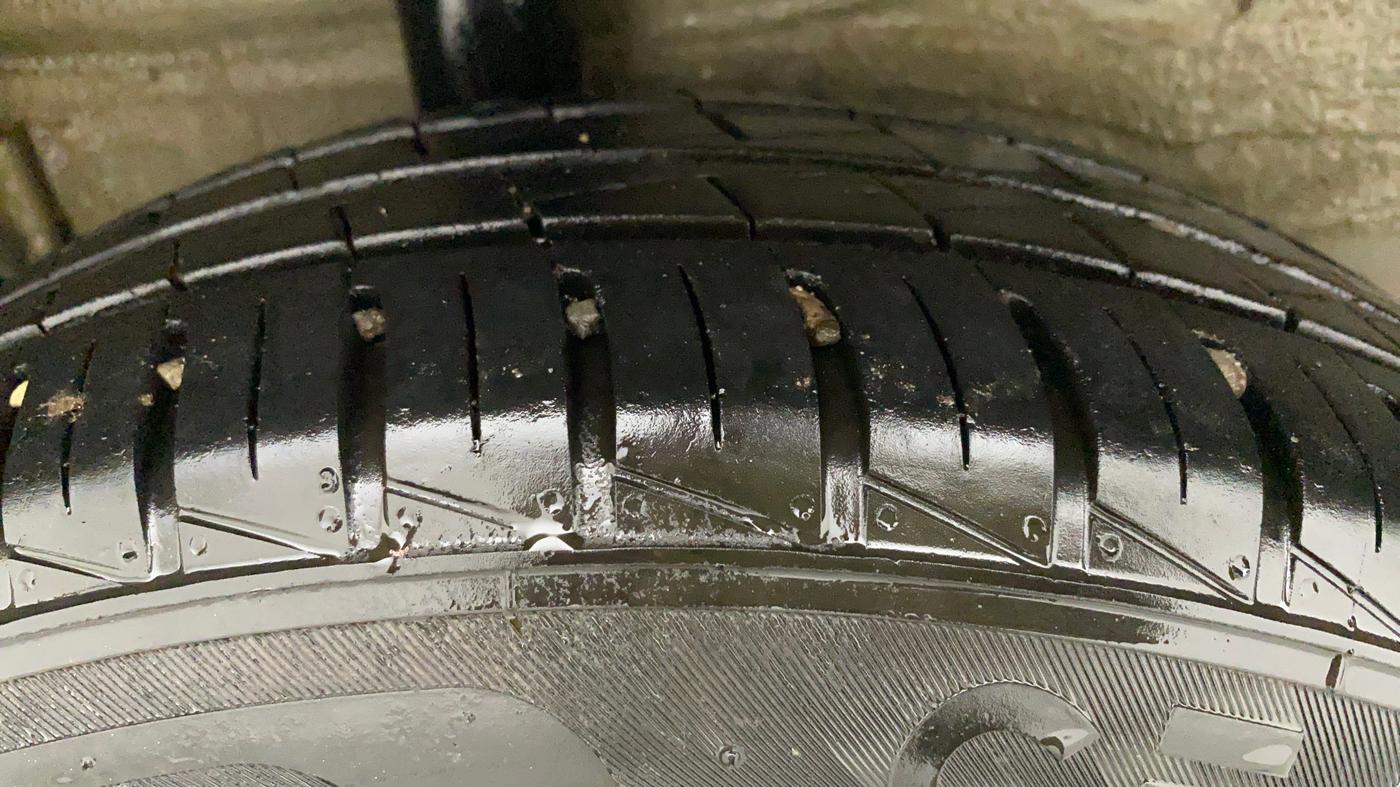 2018 Maruti Celerio VXI CNG, CNG, Manual, 1,06,848 km, Right Rear Tyre Tread