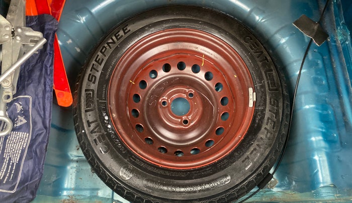 2022 Renault Kwid CLIMBER MT 1.0, Petrol, Manual, 16,369 km, Spare Tyre