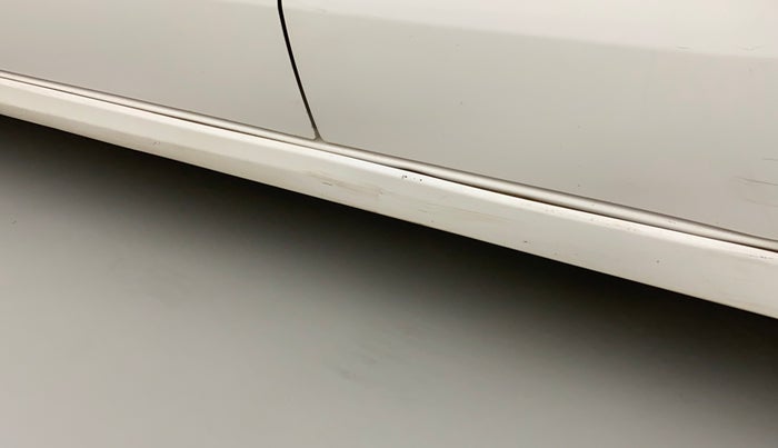 2013 Maruti Wagon R Stingray VXI, Petrol, Manual, 72,777 km, Left running board - Minor scratches