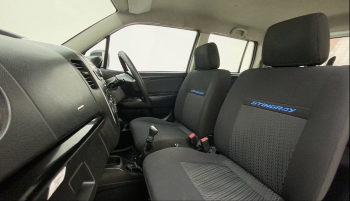 2013 Maruti Wagon R Stingray VXI, Petrol, Manual, 72,777 km, Right Side Front Door Cabin