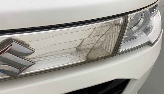 2013 Maruti Wagon R Stingray VXI, Petrol, Manual, 72,777 km, Front bumper - Chrome strip damage