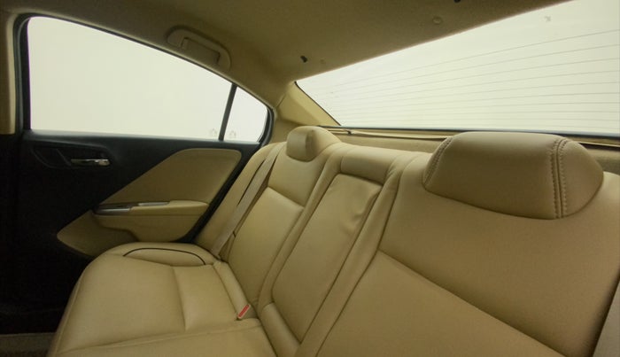 2014 Honda City 1.5L I-VTEC V MT, Petrol, Manual, 71,430 km, Right Side Rear Door Cabin