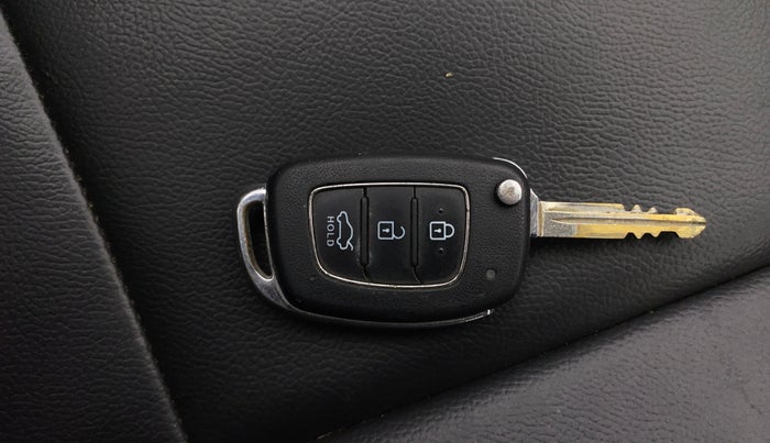 2020 Hyundai GRAND I10 NIOS SPORTZ 1.2 KAPPA VTVT, Petrol, Manual, 61,452 km, Key Close Up