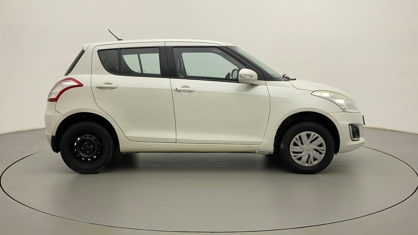 2017 Maruti Swift VXI O, Petrol, Manual, 97,031 km, Right Side View