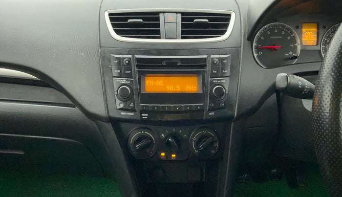 2017 Maruti Swift VXI O, Petrol, Manual, 97,031 km, Air Conditioner