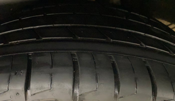 2022 Hyundai ALCAZAR PLATINUM 1.5 MT 7STR, Diesel, Manual, 80,331 km, Left Rear Tyre Tread