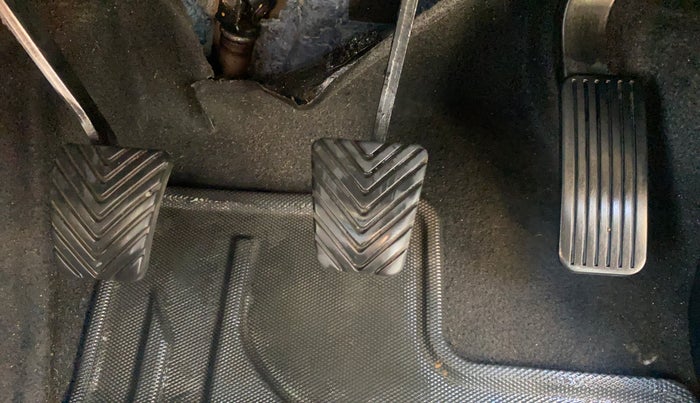 2022 Hyundai ALCAZAR PLATINUM 1.5 MT 7STR, Diesel, Manual, 80,331 km, Pedals