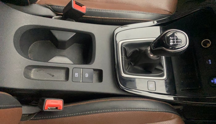 2022 Hyundai ALCAZAR PLATINUM 1.5 MT 7STR, Diesel, Manual, 80,331 km, Gear Lever