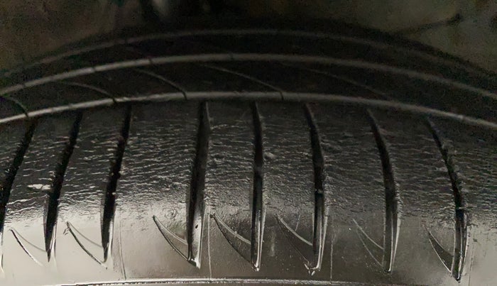 2017 Honda WR-V 1.5L I-DTEC VX MT, Diesel, Manual, 84,045 km, Right Front Tyre Tread