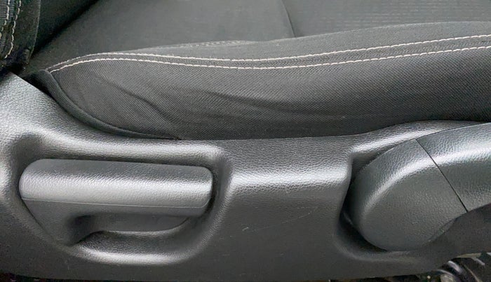 2017 Honda WR-V 1.5L I-DTEC VX MT, Diesel, Manual, 84,045 km, Driver Side Adjustment Panel