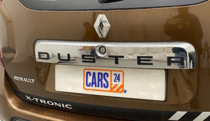 2017 Renault Duster RXS CVT, Petrol, Automatic, 80,423 km, Dicky (Boot door) - Slightly dented