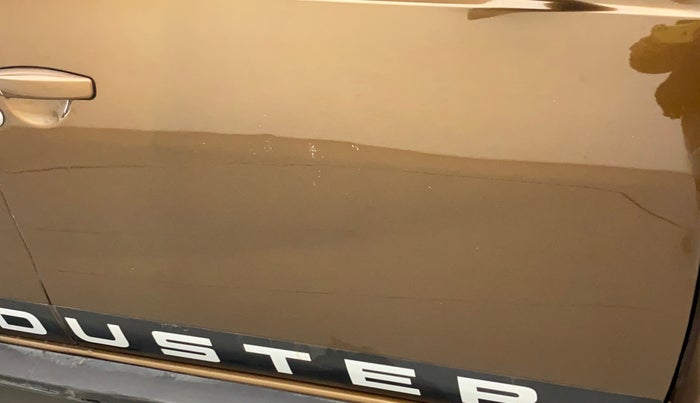 2017 Renault Duster RXS CVT, Petrol, Automatic, 80,423 km, Driver-side door - Slightly dented