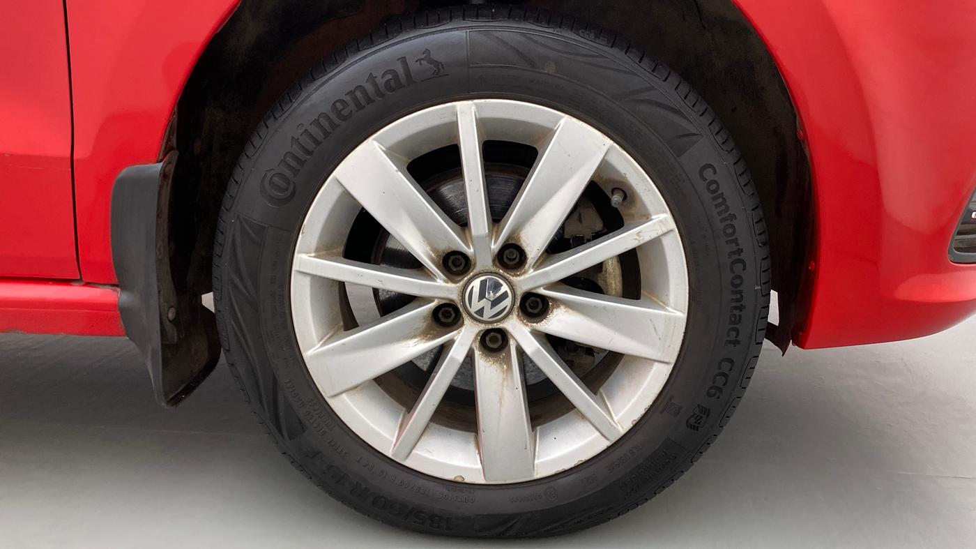 2017 Volkswagen Polo HIGHLINE1.2L PETROL, Petrol, Manual, 44,066 km, Right Front Wheel